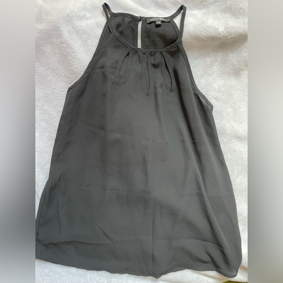 Paper moon Black Cutout Detail Tank - Picture 1 of 6